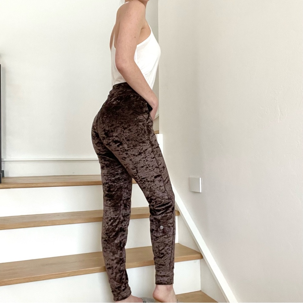 Lululemon Athletica Ready To Crush French Press Brown Velour Velvet Joggers 4